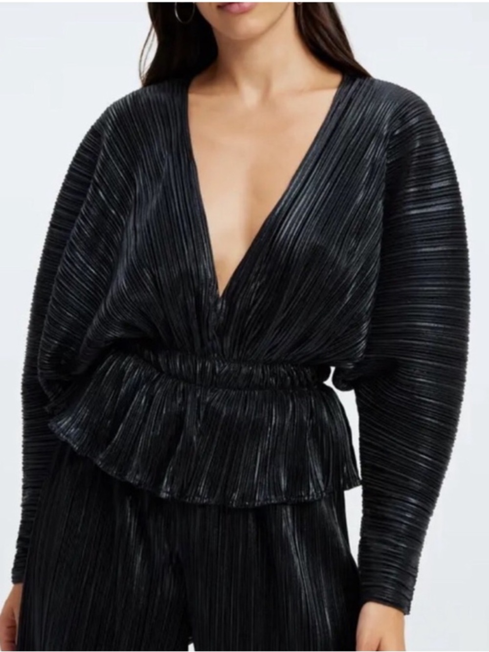 Good American Plisse Deep V-Neck Dolman Blouse in Metallic Black Size Small